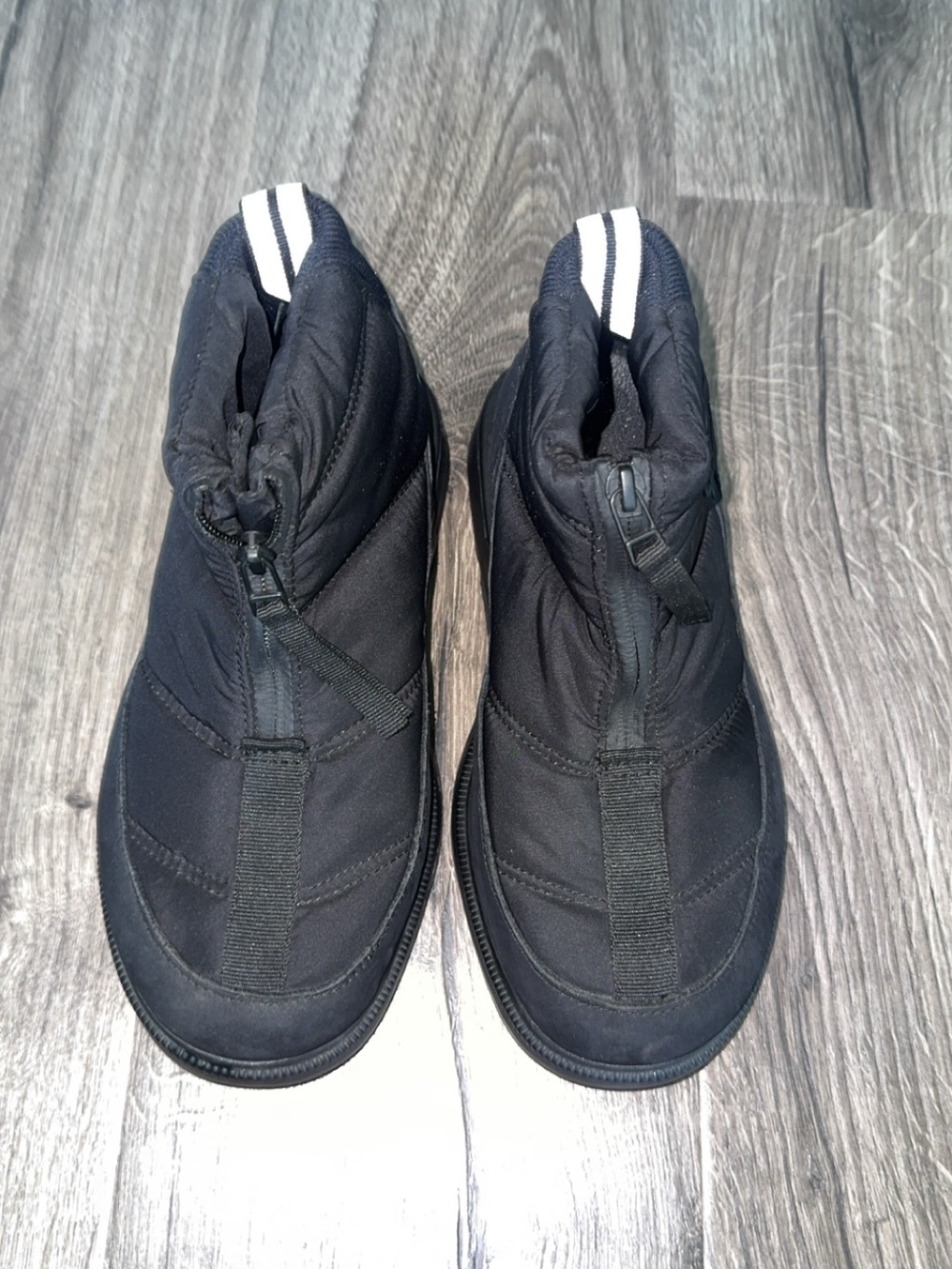 Canada Goose Cypress Puffer Boots - Picture 11 of 12